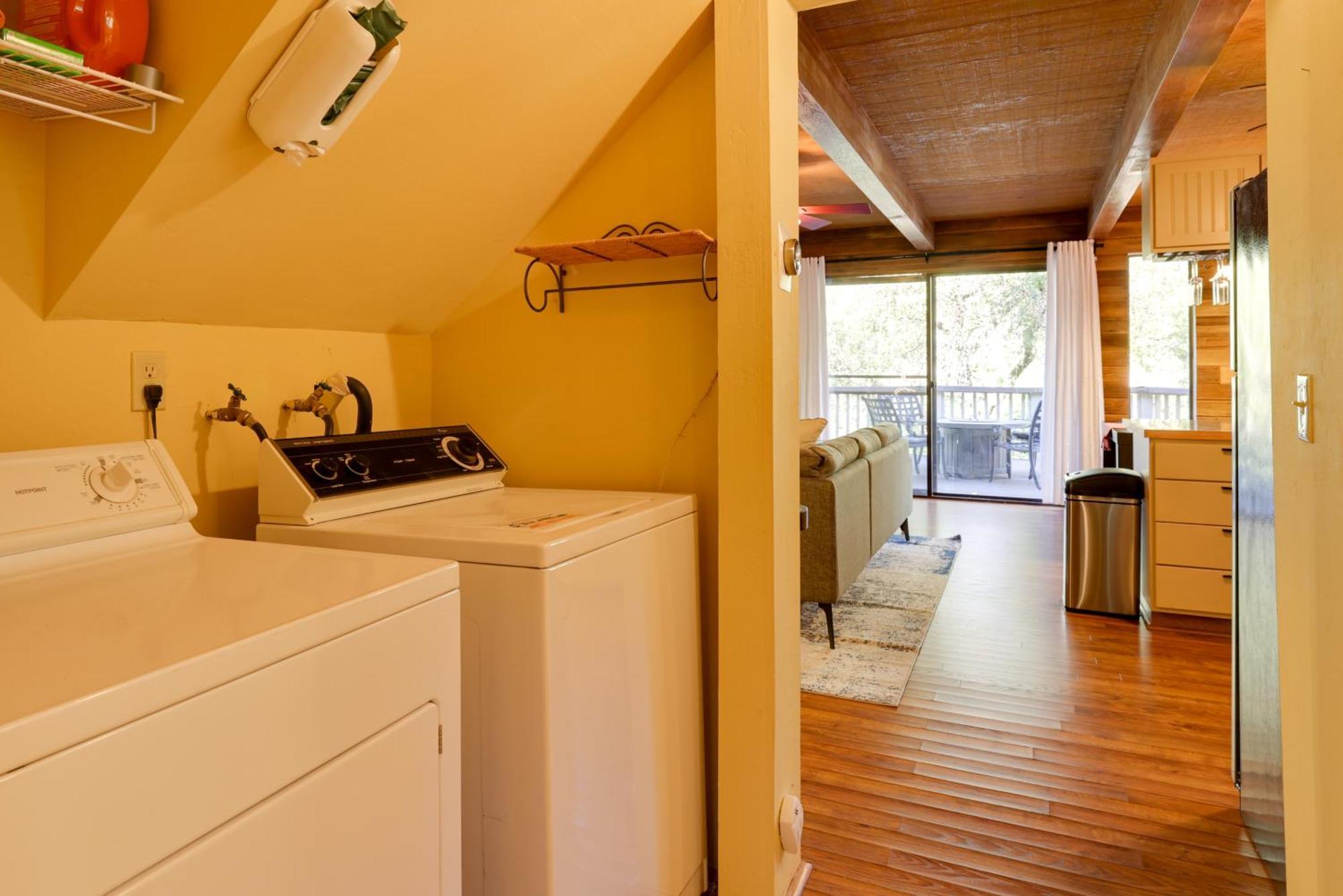 Spacious Groveland Cabin With Wraparound Deck! Экстерьер фото