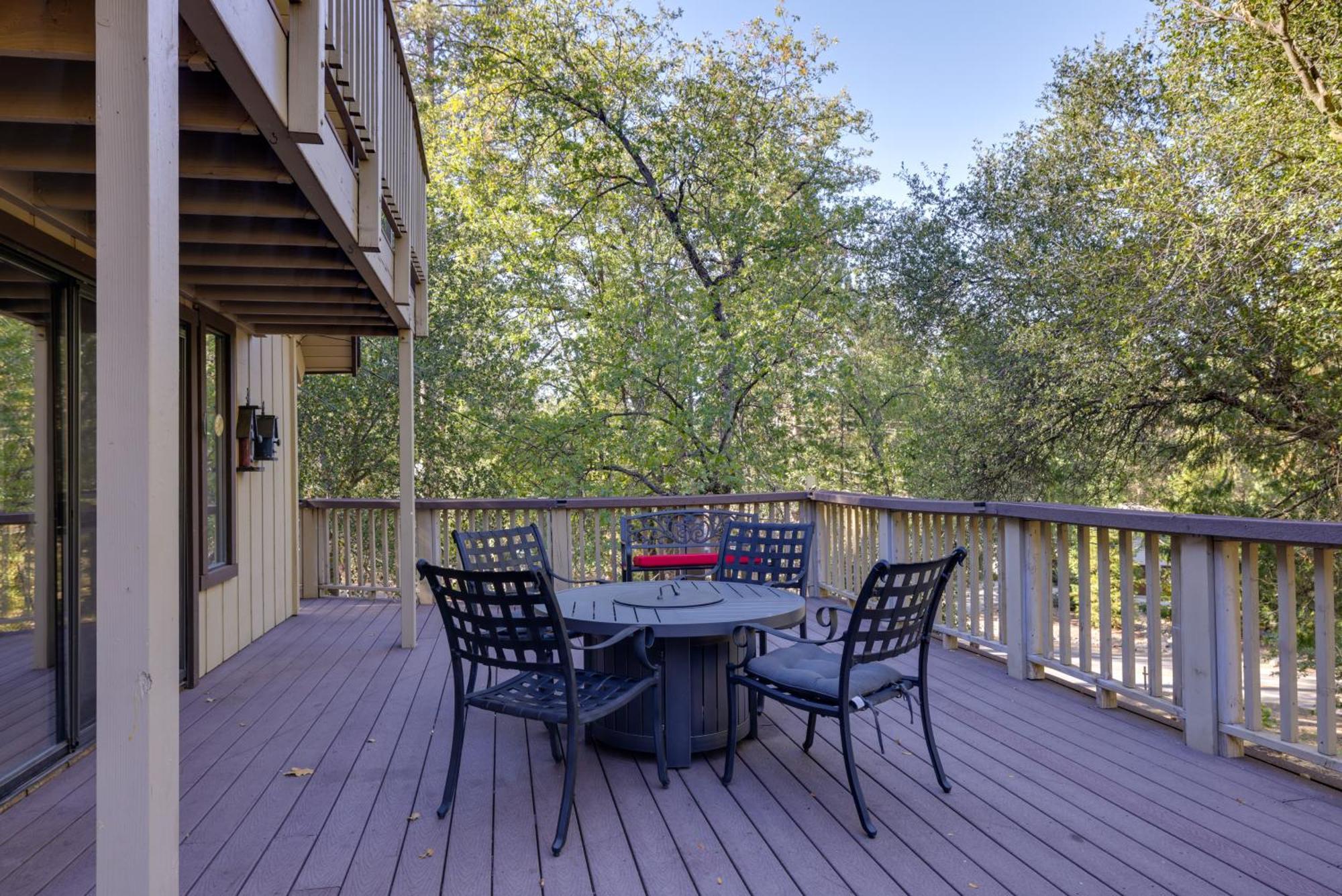 Spacious Groveland Cabin With Wraparound Deck! Экстерьер фото